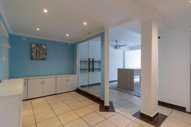 Imagem Casa com 3 Quartos à Venda, 271 m² em Parque Jabaquara - São Paulo