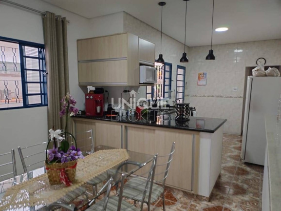 Imagem Casa com 3 Quartos à Venda, 200 m² em Vila Joana - Jundiaí