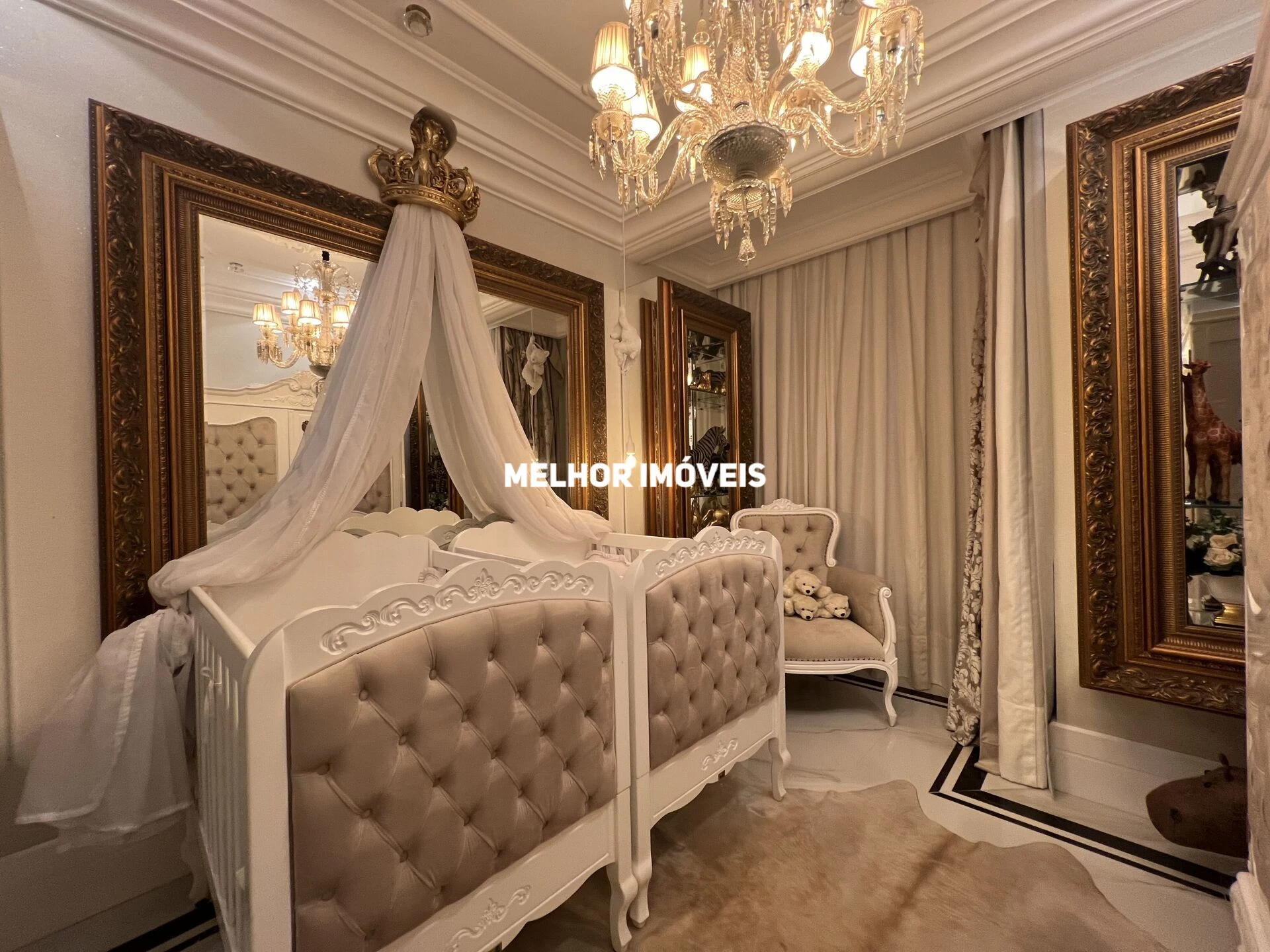 Imagem Casa de Condomínio com 4 Quartos à Venda, 343 m² em Centro - Camboriú