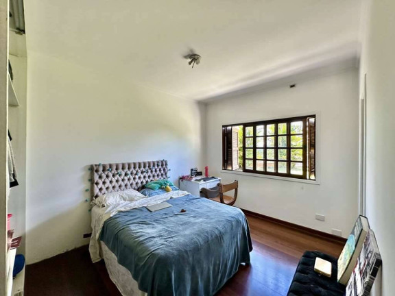 Imagem Casa com 3 Quartos à Venda, 255 m² em Granja Viana - Carapicuíba Imagem Casa com 3 Quartos à Venda, 255 m² em Granja Viana - Carapicuíba