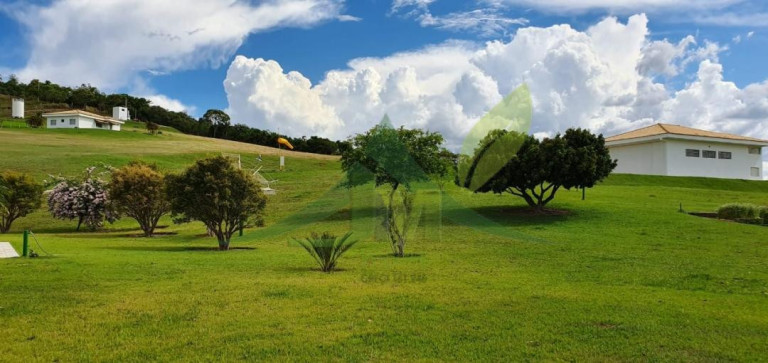 Imagem Chácara com 10 Quartos à Venda, 125.000 m² em Piracaia - Piracaia Imagem Chácara com 10 Quartos à Venda, 125.000 m² em Piracaia - Piracaia