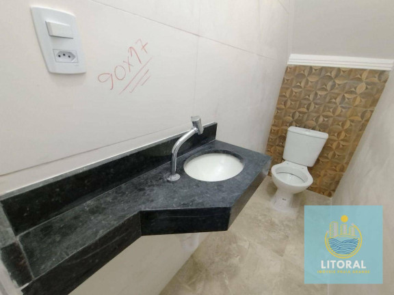 Imagem Sobrado com 2 Quartos à Venda, 54 m² em Vila Guilhermina - Praia Grande