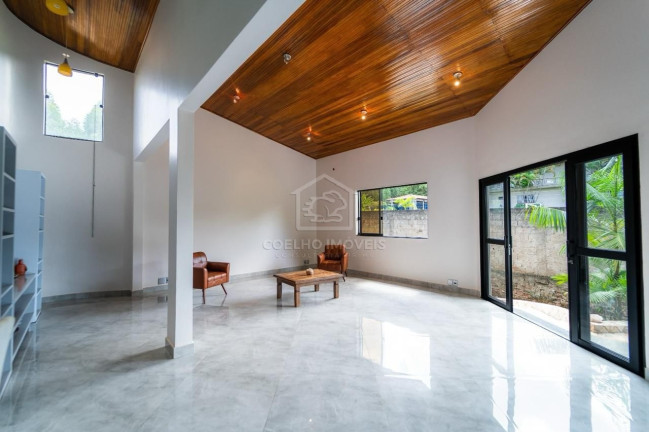 Imagem Sobrado com 4 Quartos à Venda, 470 m² em Park Way - Brasília Imagem Sobrado com 4 Quartos à Venda, 470 m² em Park Way - Brasília