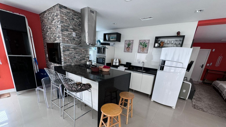 Apartamento com 2 Quartos à Venda, 95 m² em Praia Grande - Torres