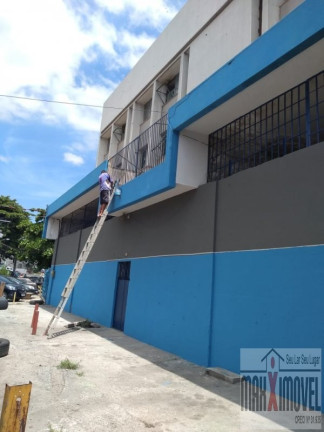 Imóvel Comercial à Venda, 2.500 m² em Ramos - Rio De Janeiro
