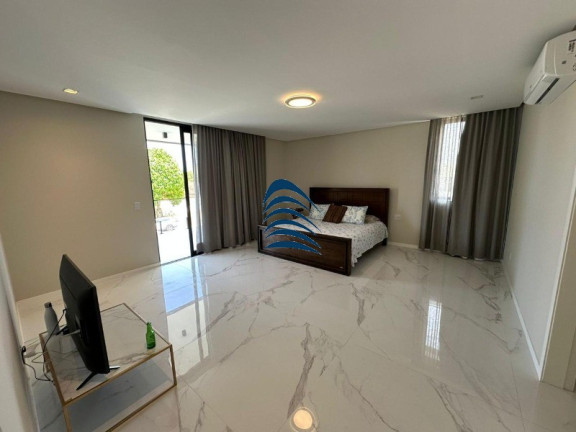 Imagem Casa com 5 Quartos à Venda, 650 m² em Busca Vida - Camaçari