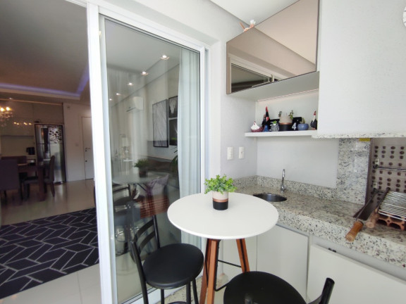 Imagem Apartamento com 3 Quartos à Venda, 107 m² em Capoeiras - Florianópolis