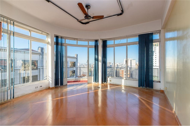 Sala Comercial à Venda, 353 m² em Centro - São Paulo