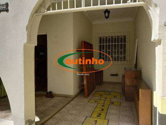Imagem Casa com 6 Quartos à Venda, 356 m² em Grajaú - Rio De Janeiro Imagem Casa com 6 Quartos à Venda, 356 m² em Grajaú - Rio De Janeiro
