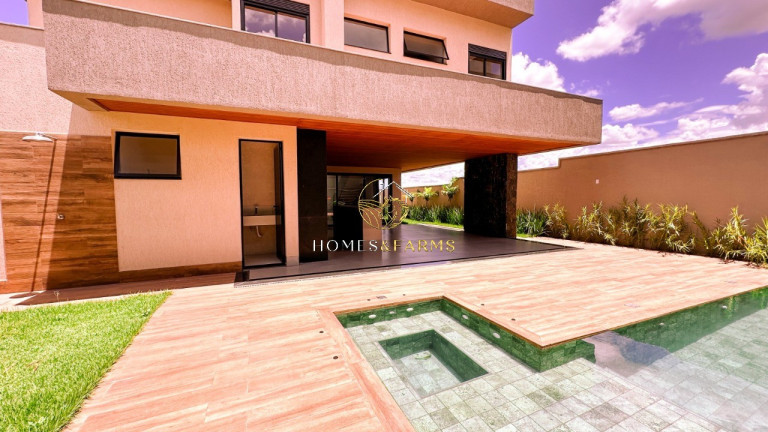 Casa com 5 Quartos à Venda, 443 m² em Jardins Itália - Goiânia