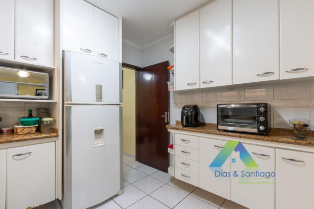 Imagem Sobrado com 4 Quartos à Venda, 250 m² em Vila Moinho Velho - São Paulo Imagem Sobrado com 4 Quartos à Venda, 250 m² em Vila Moinho Velho - São Paulo