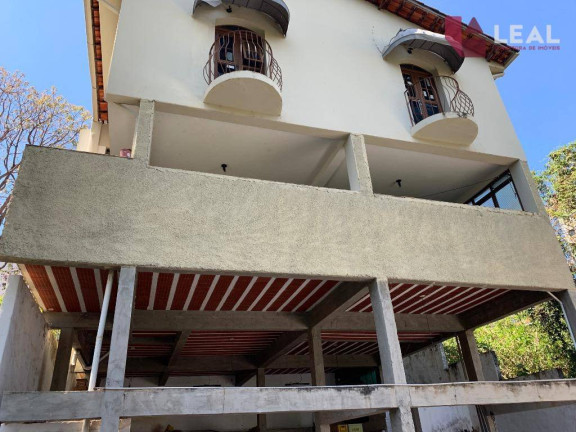 Casa com 3 Quartos à Venda, 434 m² em Medicina - Pouso Alegre