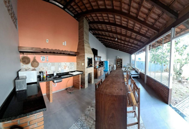 Imagem Sobrado com 3 Quartos à Venda, 198 m² em Centro - Camboriú