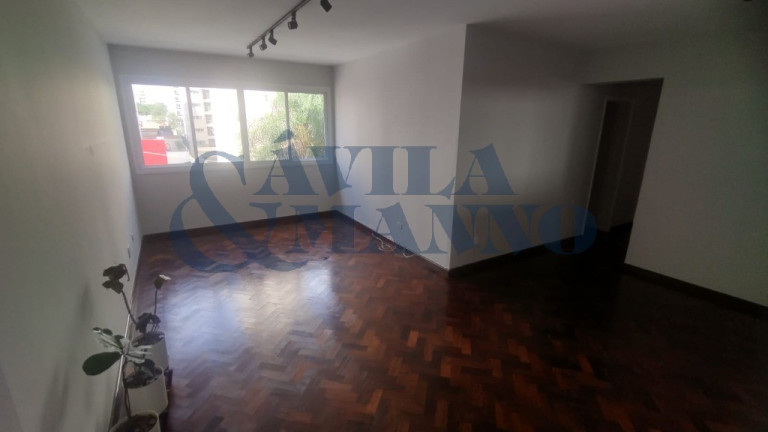 Apartamento com 3 Quartos para Alugar, 95 m² em Moema - São Paulo