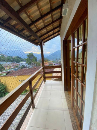Imagem Casa com 3 Quartos à Venda, 124 m² em Araras - Teresópolis Imagem Casa com 3 Quartos à Venda, 124 m² em Araras - Teresópolis