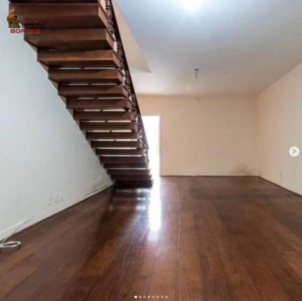 Imagem Casa com 9 Quartos à Venda, 331 m² em Vila Mariana - São Paulo Imagem Casa com 9 Quartos à Venda, 331 m² em Vila Mariana - São Paulo