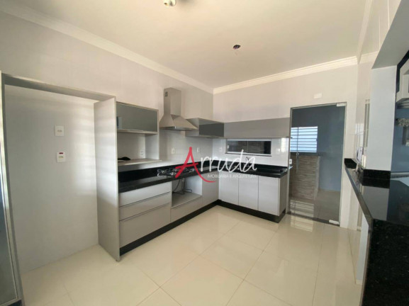 Imagem Sobrado com 3 Quartos à Venda, 162 m² em Centro - Cascavel