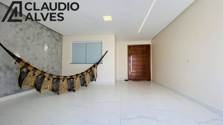 Casa com 2 Quartos à Venda, 94 m² em Papagaio - Feira De Santana