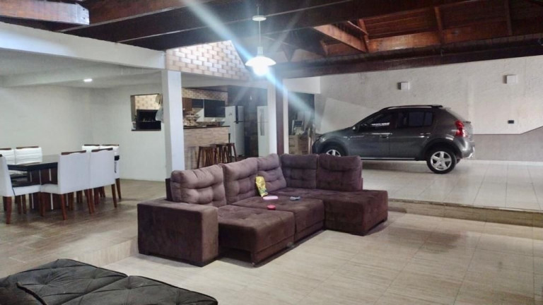 Imagem Casa com 3 Quartos à Venda, 364 m² em Campo Comprido - Curitiba Imagem Casa com 3 Quartos à Venda, 364 m² em Campo Comprido - Curitiba