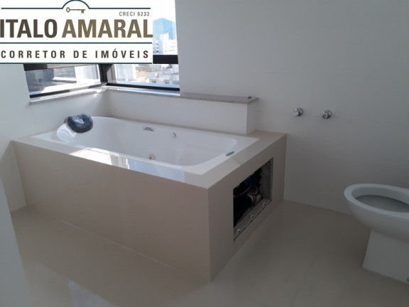 Imagem Apartamento com 3 Quartos à Venda, 125 m² em Centro - Balneário Camboriú Imagem Apartamento com 3 Quartos à Venda, 125 m² em Centro - Balneário Camboriú