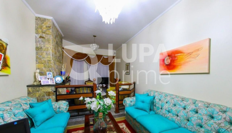 Imagem Casa com 3 Quartos à Venda, 239 m² em Tucuruvi - São Paulo