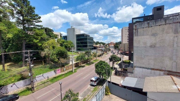 Imagem Apartamento com 1 Quarto para Alugar, 39 m² em Centro Cívico - Curitiba Imagem Apartamento com 1 Quarto para Alugar, 39 m² em Centro Cívico - Curitiba