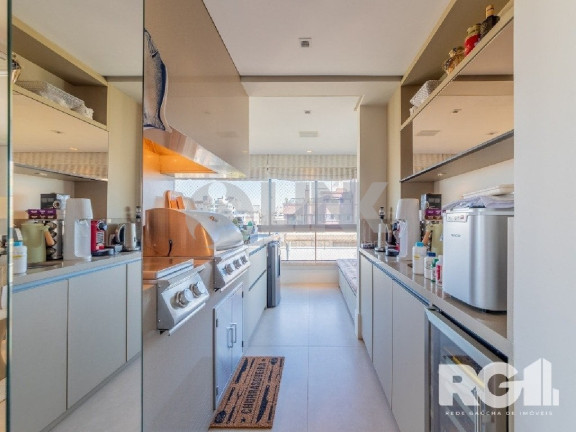 Imagem Apartamento com 3 Quartos à Venda, 245 m² em Moinhos De Vento - Porto Alegre