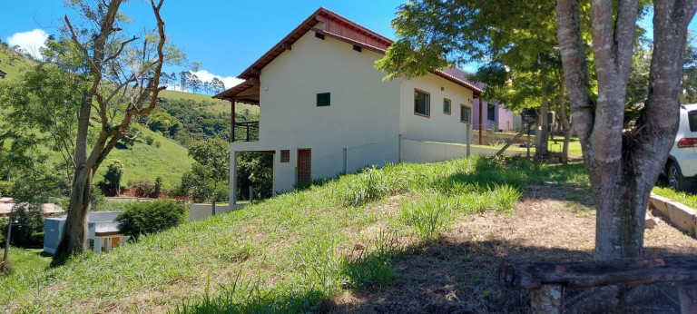 Imagem Casa com 2 Quartos à Venda, 310 m² em Sebastiana - Teresópolis Imagem Casa com 2 Quartos à Venda, 310 m² em Sebastiana - Teresópolis