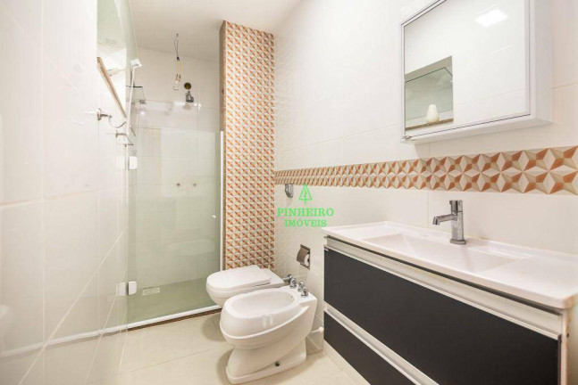 Imagem Casa com 3 Quartos à Venda, 165 m² em Ingá - Niterói Imagem Casa com 3 Quartos à Venda, 165 m² em Ingá - Niterói