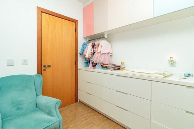 Imagem Casa com 4 Quartos à Venda, 311 m² em Chácara Das Pedras - Porto Alegre