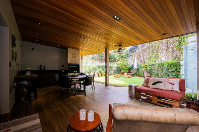 Imagem Casa com 4 Quartos à Venda, 289 m² em Pinheiros - São Paulo Imagem Casa com 4 Quartos à Venda, 289 m² em Pinheiros - São Paulo