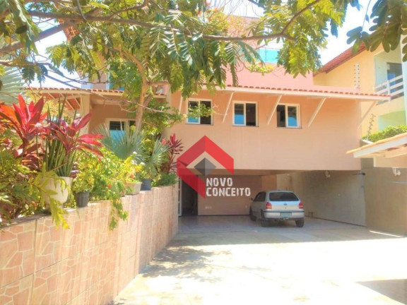 Casa com 5 Quartos à Venda, 725 m² em De Lourdes - Fortaleza