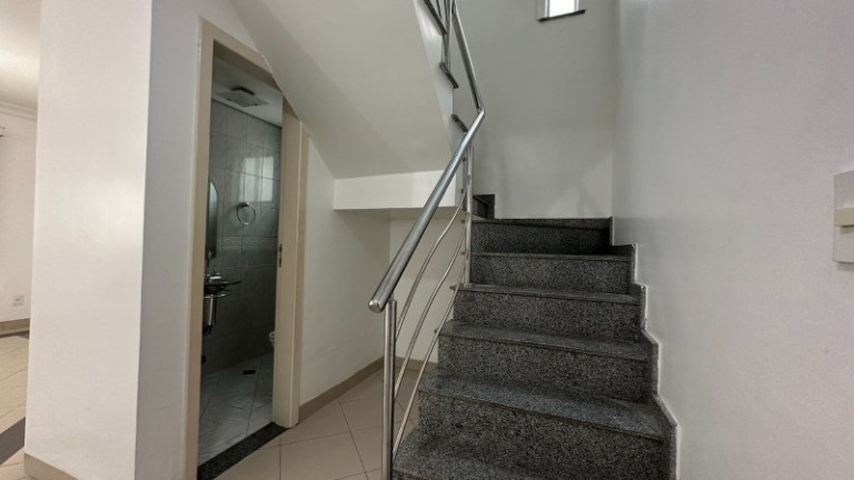 Imagem Casa com 4 Quartos à Venda, 263 m² em Ponta Negra - Manaus