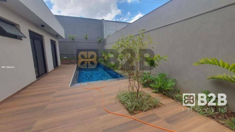 Imagem Casa com 3 Quartos à Venda, 290 m² em Jardim Estoril 5 - Bauru Imagem Casa com 3 Quartos à Venda, 290 m² em Jardim Estoril 5 - Bauru