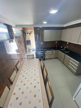 Imagem Casa com 3 Quartos para Temporada, 150 m² em Centro - Balneário Camboriú