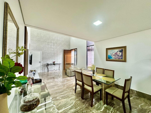 Imagem Casa com 3 Quartos à Venda, 200 m² em Setor Habitacional Arniqueira (águas Claras) - Brasília Imagem Casa com 3 Quartos à Venda, 200 m² em Setor Habitacional Arniqueira (águas Claras) - Brasília
