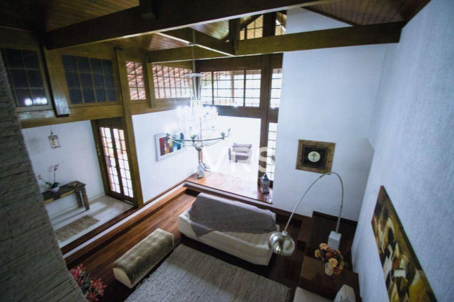 Imagem Casa com 4 Quartos à Venda, 232 m² em Carlos Guinle - Teresópolis
