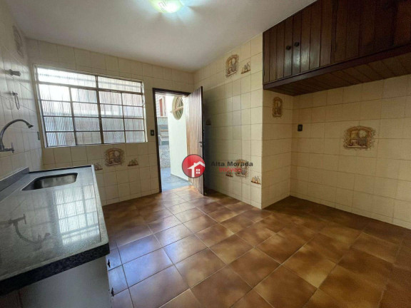 Imagem Casa com 4 Quartos para Alugar, 218 m² em Planalto - Belo Horizonte
