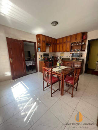 Imagem Casa com 3 Quartos à Venda, 598 m² em Centro - São Gonçalo