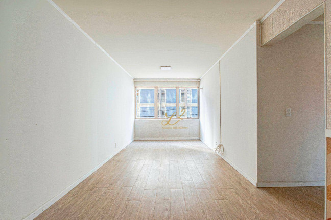 Imagem Apartamento com 3 Quartos à Venda, 74 m² em Centro Cívico - Curitiba