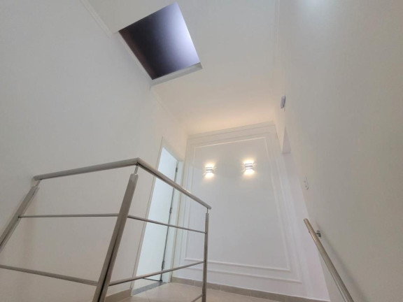 Imagem Sobrado com 3 Quartos à Venda, 203 m² em Parque Dos Ipês - São José Dos Campos