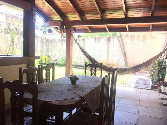 Imagem Sobrado com 5 Quartos à Venda, 361 m² em Centro - Pindamonhangaba
