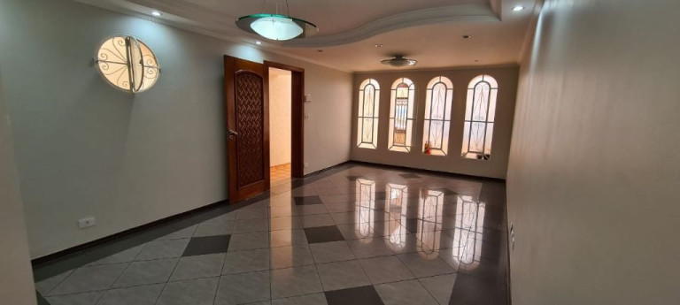 Sobrado com 3 Quartos à Venda, 182 m² em Jardim - Santo André