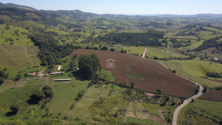 Imagem Imóvel com 3 Quartos à Venda, 11 m² em Barreiro 2 (rural) - Caldas