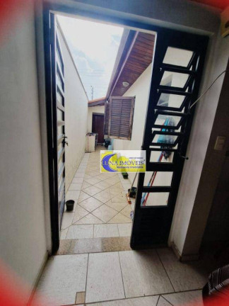 Imagem Casa com 3 Quartos à Venda, 184 m² em Jordanópolis - São Bernardo Do Campo