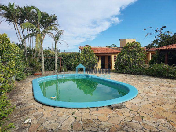 Casa com 5 Quartos à Venda, 900 m² em Centro - Balneário Pinhal