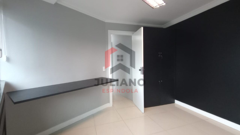 Imagem Sala Comercial à Venda, 67 m² em Moinhos De Vento - Porto Alegre Imagem Sala Comercial à Venda, 67 m² em Moinhos De Vento - Porto Alegre