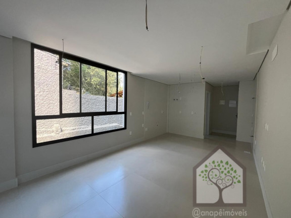 Imagem Imóvel com 1 Quarto à Venda, 32 m² em Santo Antônio De Lisboa - Florianópolis Imagem Imóvel com 1 Quarto à Venda, 32 m² em Santo Antônio De Lisboa - Florianópolis
