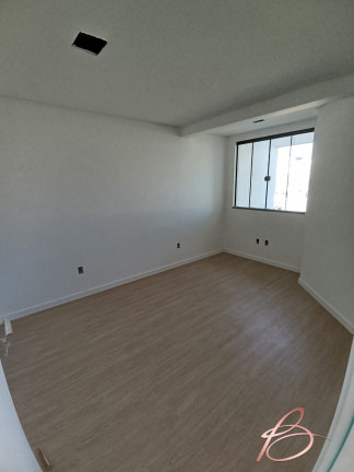 Imagem Sobrado com 3 Quartos à Venda, 172 m² em Dom Bosco - Itajaí