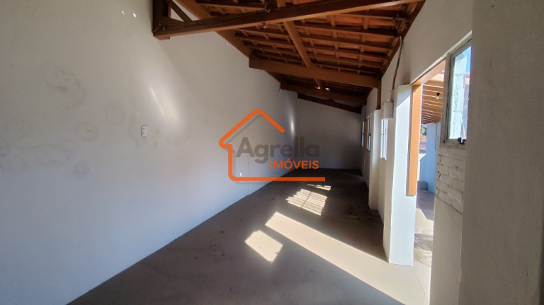Imagem Casa com 3 Quartos à Venda, 157 m² em Vila Bianchi - Mogi Mirim Imagem Casa com 3 Quartos à Venda, 157 m² em Vila Bianchi - Mogi Mirim